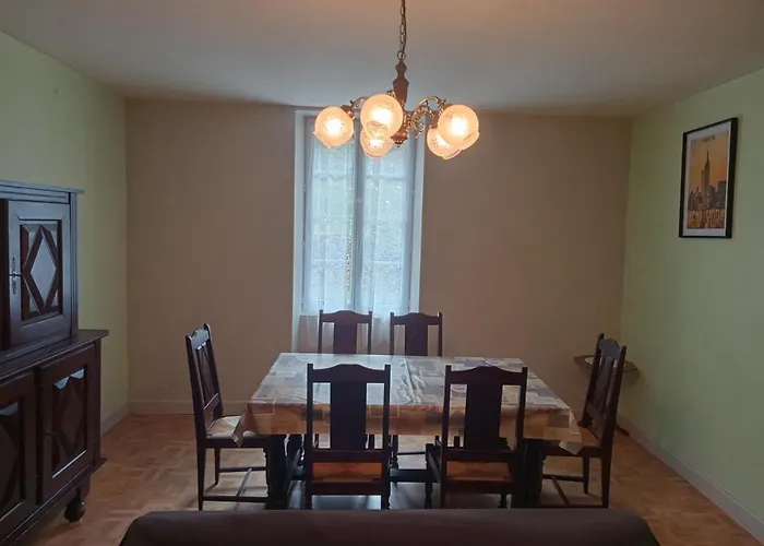 Feriehus La Maison Des Coteaux *